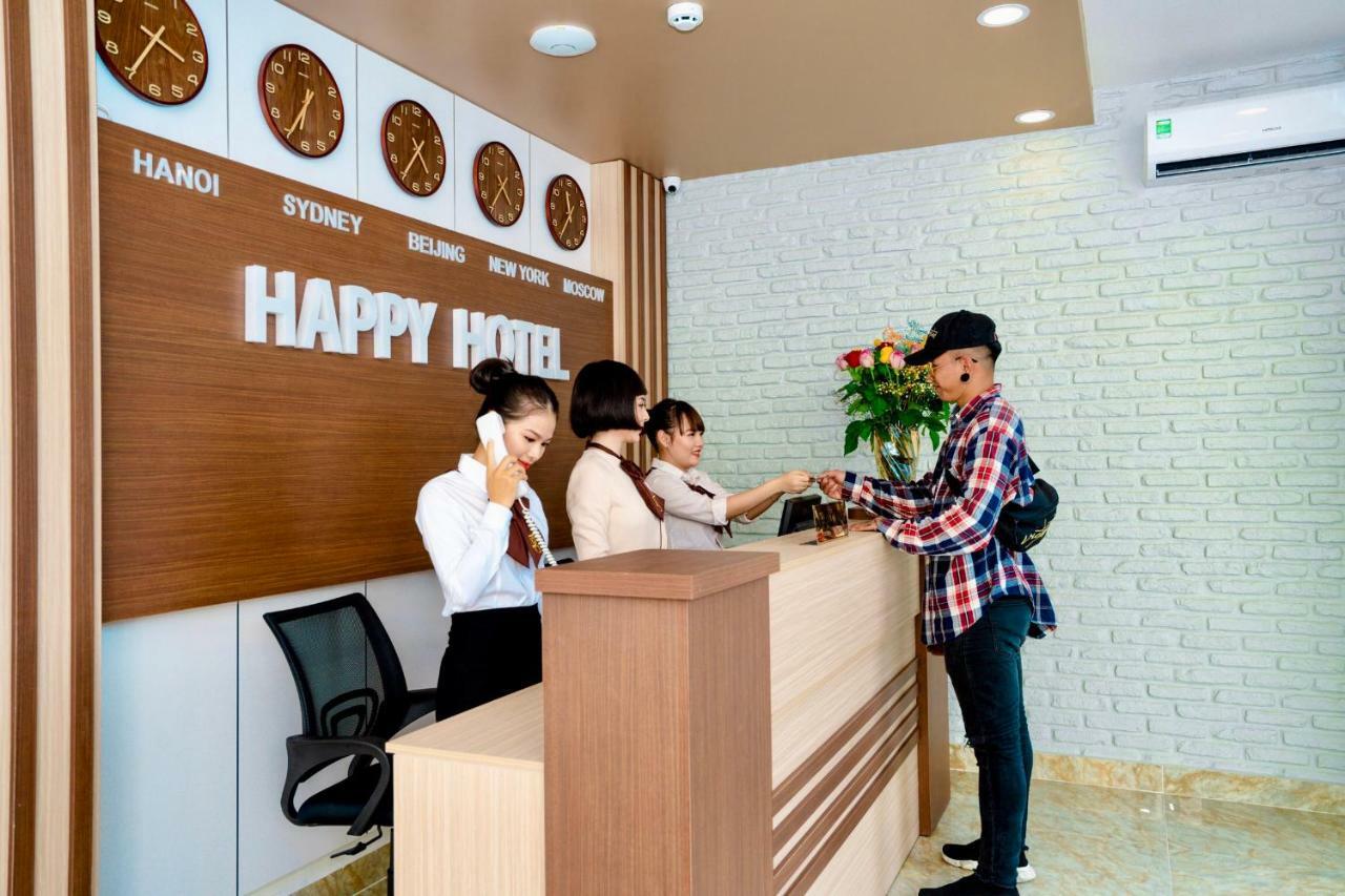 Happy Hotel 3*