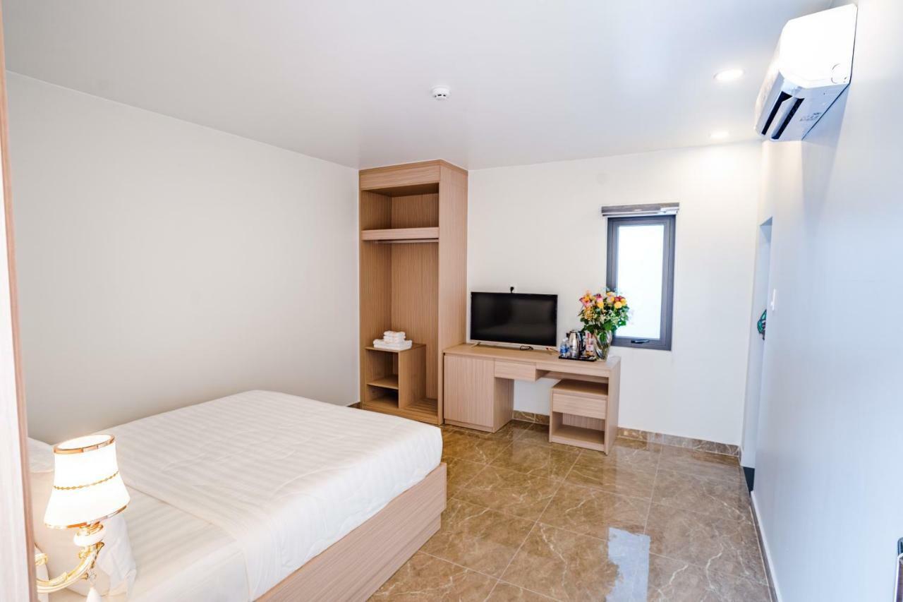 Hotel Happy 3*